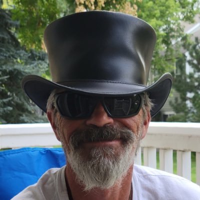 Thrills6869's profile picture. These assholes locked another account FREE SPEECH MY ASS 🖕🏻 STARTING OVER AGAIN 🖕🏻