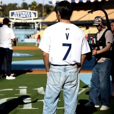 AymanHihi41640's profile picture. 