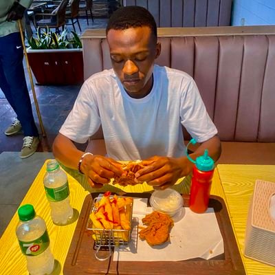 God first 💕🙏 || AC Technician 👷♂️||Content creator || I fear failure💔 || Meeting new people || coolest kid|| Dans Mon histoire Dieu aura la gloire 🩶