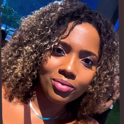•Dinda de 8 👧👦😇❤ •Amante da dança💃🏾 •Vivendo a vida que eu escolhi 😍🙌🏾