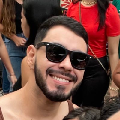 um ou outro tweet com uma pitada de ódio e descontrole emocional