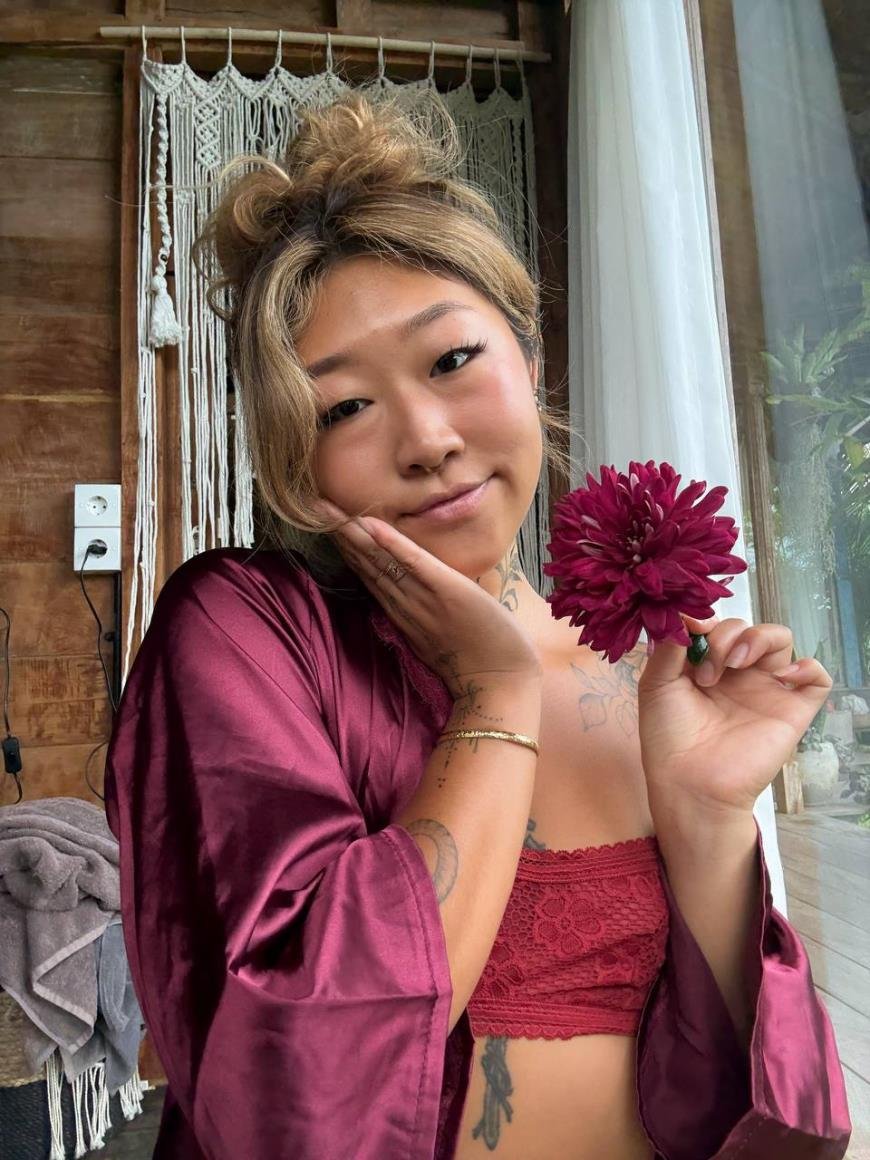 MapLlFOduEICrQk's profile picture. 