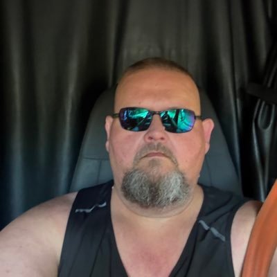 bucfanjoe's profile picture. nothing to see here, move along