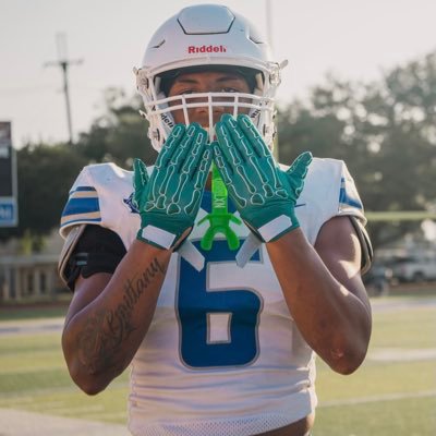 |SLHS 27’|3.5 gpa|OLB| 5’10,186lbs| 300 bench| 275 clean| 445 squat|#9852587609 email:tyreeceedwards08@iCloud.com. https://t.co/aU0FMqsRqP