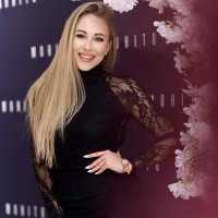 Strawberry (@strawberry2308) 's Twitter Profile