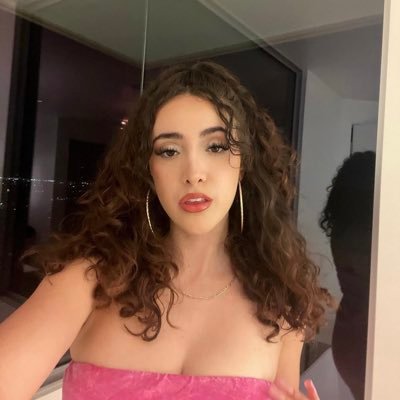 Bernard80270955's profile picture. 18+ Content|I don’t own the content |Natalie-Jenny etc Fanpage (Not impersonating any of the models posted)