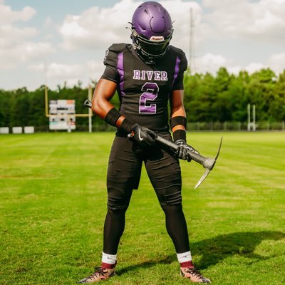 6’0 205lbs RB/LB/QB/ATH, Class of 2027, James River High School https://t.co/2DpOt2xqKK 📲(804)-651-3915 Gmail-clarkejordan013@gmail.com