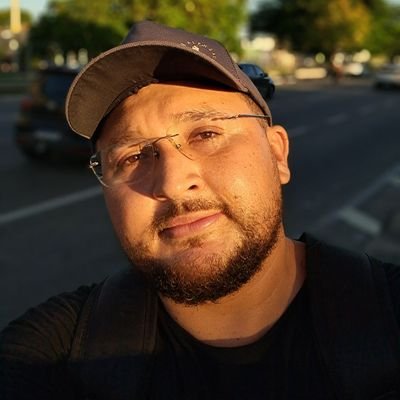Oi, pessoal! Aqui é um jornalista multifuncional, apaixonado por design gráfico, edição e produção de TV. Vamos compartilhar ideias e aprender juntos! 🤗👨💻