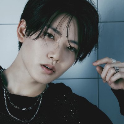 ♡⊹.* call me pey ┆she/her ★ ˙ᵕ˙
ᰔ skz + trsr ,, jeongin + junkyu ᰔ
╰┈➤ girl group and boy group lover