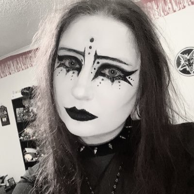 26 | Bi | Married | Any pronouns | Metalcore | Pro Wrestling | Anime | Video Games | #1 America by MIW lover | Free Palestine 🇵🇸 Banner PC:Ellie Mitchell