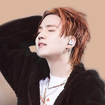 #YOONGI: describing a girl like you is impossible, it transcends the poetic