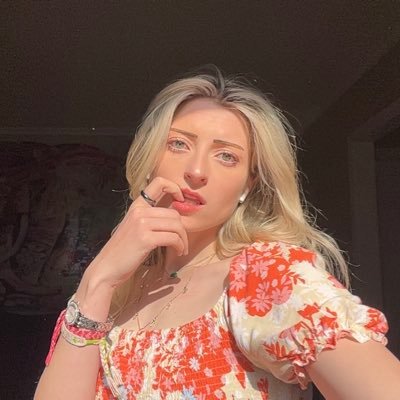 kaitlynnstoker's profile picture. 