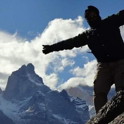 YoElNomade's profile picture. Vive Hoy Ama Mañana Juntos por Siempre. Viajar ✈️, Música EDM, Playa,Montaña..