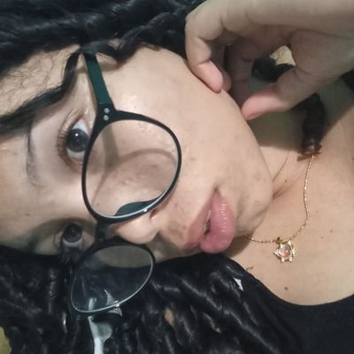 No podre ser tu gordita con piernotas, pero si tú flaquita con cinturita 🤍🛐✨️ ).(