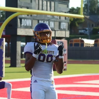 6’1 Route Runner🏝️ @GoConqsFB NCAA ID# 2503548305