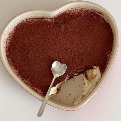 EmmaSuper38's profile picture. Passionate about cooking