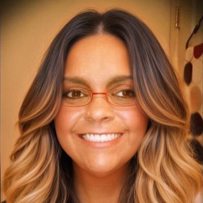 One blessed wife,mom of (4) & grandma!! 💜🌸💜 🌼#Periscope OG as a listener!🌼 Referral Code:Y6DCZ Share Link: https://t.co/a9sr4waXCv