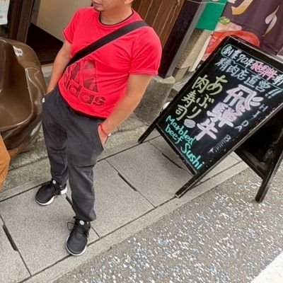 haruuuuu55555's profile picture. 愛知県名古屋市在住の男性です。子供を育てたくなり、友情結婚してくれる方、里親として子供を一緒に育ててくれる方を探しています。コミュニケーションとりながら、家庭を築いていきたいです。お気軽にDMください。よろしくお願いします。