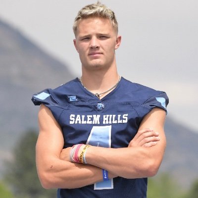 Salem Hills HS | 3⭐| WR/S | 3.65 GPA | 2027 👨🎓|
6’3” | 180lbs | WS 77” | ✋ 10.25”| Trackit Verified |
NCAA ID 2503547165 |📞 435-448-7125 |