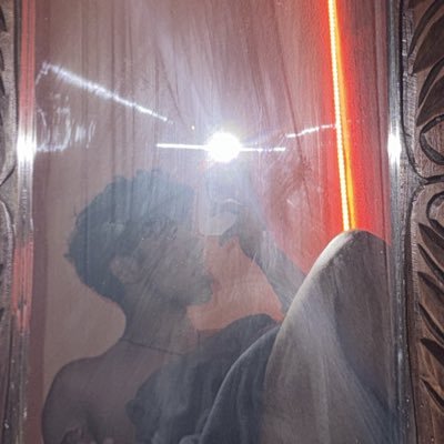 lou_iz0's profile picture. manda dm