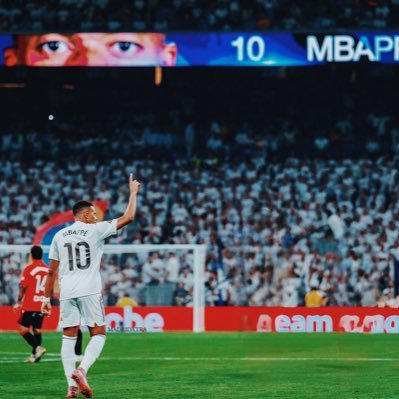 beingjnr1's profile picture. 𝕐𝔸𝕃𝔼 | ℍ𝔸ℝ𝕍𝔸ℝ𝔻 | ℙℝ𝕀ℕℂ𝔼𝕋𝕆ℕ |  Cyber Security Phd