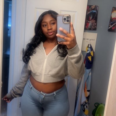Check the stats bitch, I’d keep up with me too if I were 🫵🏽‼️ 😘• Nurse D👩🏾⚕️ • A3s Mom💙•👻:badass_bangzz 📸: badass_bangzz