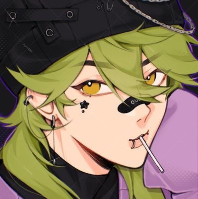 LolrieLol's profile picture. purple sun runner