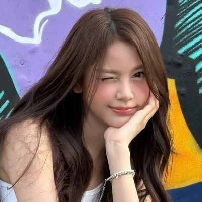 ㅤㅤㅤㅤㅤㅤㅤㅤ
❁ 𝟮𝟬𝟬𝟲 ━•
A pretty girl from Bali, her voice and beautiful charm have captivated the whole worldㅤㅤㅤㅤㅤㅤㅤ ㅤㅤㅤㅤㅤㅤㅤㅤㅤㅤ
ㅤ