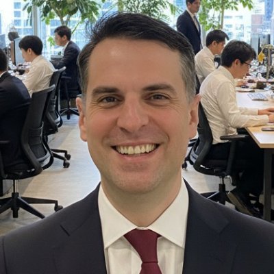 I'm into AI, tech, and VC investing.
~ I help tech people use pro English. 🏆