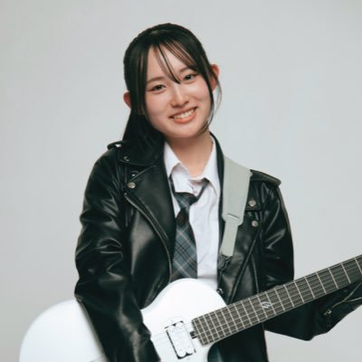 MA PROMOTIONS所属 Lilsae(りるさえ) (18)です🎸✨ 1st single『Break the Chains』配信リリース中💥⛓️※DM事務所管理 その他のSNS✦↓