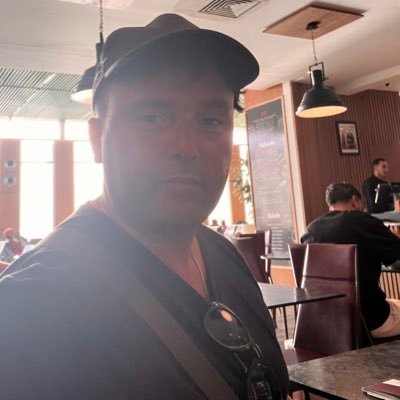 AzeddineHamich's profile picture. Catch you at the other side of the equation