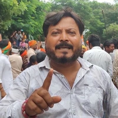 @Bjym_ramgarh :- कार्यालय मंत्री #दुलमी_मंडल:- प्रभारी @BJYMinJH #अखिल_भारतीय_अग्रवाल_कल्याण_महासभा:- युवा मोर्चा अध्यक्ष रामगढ़ जिला
@sri_sanatana संस्थापक