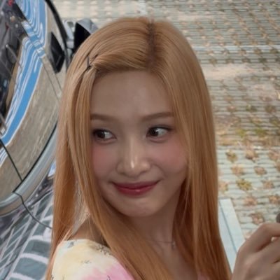 𝒫𝓊𝓉 𝒾𝓉 𝒾𝓃 𝒶 𝒸𝓊𝓅🍸, 𝓂𝒾𝓍 𝒾𝓉 𝓊𝓅, 𝒶𝒹𝒹 𝓉𝒽𝑒 𝓂𝑒𝓁𝑜𝓃🍈 ☆*:.。.