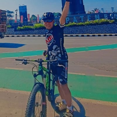 Akun muslim toleran ||❤ 🇮🇩NKRI ||
🚫DFK (Disinformasi, Fitnah, Kebencian || Saya Bersama Jokowi || 🚫Rasis, 🚫Kadrun, 🚫Radikal