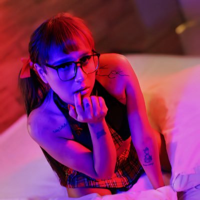 Yuli_Alfarox's profile picture. 🔥Contenido +18🔥 Whats:4771117395 FB:Yuliana Alfaro. IG :Yuliana_Alfaro. https://t.co/gIwIZyXyGD https://t.co/wCvsXi0aVl