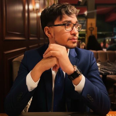 Transformo perfis em máquinas de lucro. Sem tráfego. Sem lançamentos. Não é marketing. É dominação.