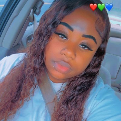 hisheadacheeee's profile picture. Living in my truth 🥰