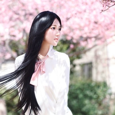 新账号☺️NYU'23|00后一级市场投资人&投资者关系|前深圳电视台《英语5分钟》主持人|华尔街高端求职辅导|合作dm✈️rzhang1303|中澳建交60周年文化使者|国家二级花样滑冰运动员|健身私教|芭蕾舞世界金奖|base尔湾🇺🇸深圳湾🇨🇳