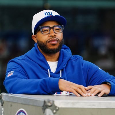 @Giants Senior Director of Football Communications | More Glory | Pressure is a Privilege | Views are my own
