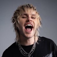 Michael Clifford. 🎶🎸 (@thatgamerdoode) 's Twitter Profile