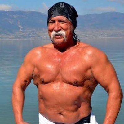 dedeyokartik35's profile picture. 