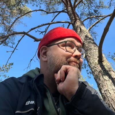 Husband. Father. / Finnish Patriot. CEO. Ph.D. Instructor. / #media #socialmedia #communication #management / #Finland 🇫🇮 #Ukraine 🇺🇦