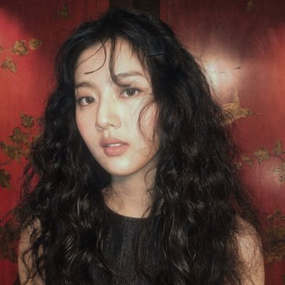 if i were to die, would you give me a kiss to save this lonely soul? ᥫ᭡.