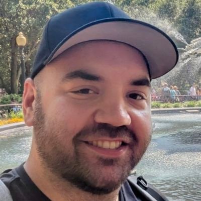 software eng, mostly typescript. love tech and automating things at work and home
