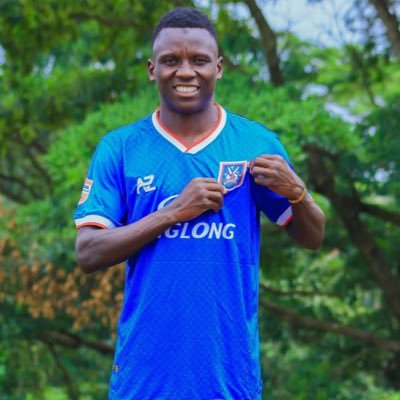 Professional football player @SCVillaJoogo💙🐓and @Ugandacranes🇺🇬