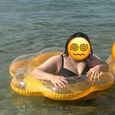 裏垢? 想像よりも太ってるしあんまり可愛くないけど人生楽しく生きてます🍀 可愛くて細い人求めてる人❌ インスタ💜aiai_083💜いっぱいお話したいからDM待ってるね♡ フォローしてくれたらここから来たって教えてね!
