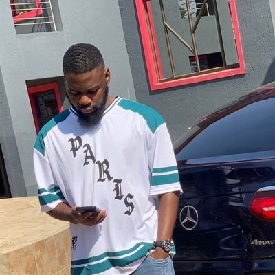 🔥 Real over fake | 😎 Rare energy |
💸 Vision 👉Trend | 🔥 Built Different 👊🇿🇦 Zase England 🎶