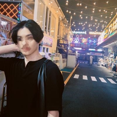 【催眠術とオイルマッサージで中イキに導きます👌】都内 ┊20代┊180cm ┊65kg ┊催眠術┊オイルマッサージ┊