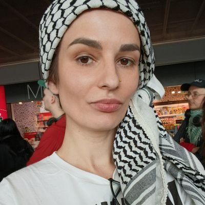 Redaktorka prowadząca https://t.co/hOQGgnuQWW, współautorka książek Gwałt polski i Przegryw.
🇵🇸 Global Movement to Gaza Poland crew 🛥️