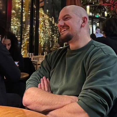 Si ma voix porte un jour, je l'utiliserai pour le monde
Analyste financier qui hait la finance
Je raconte des trucs cools sur @WorldKnownledge